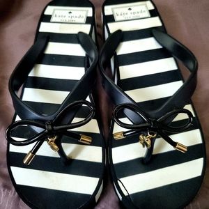 Kate spade platform flip flops